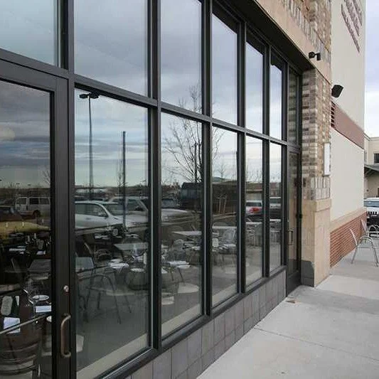 commercial-window-cleaning-1-1 Profesionalios patalpų valymo paslaugos Kaune Patikimi valymo sprendimai jūsų namams ir verslui Kaune. Aukščiausi švaros standartai ir individualus dėmesys kiekvienam klientui.