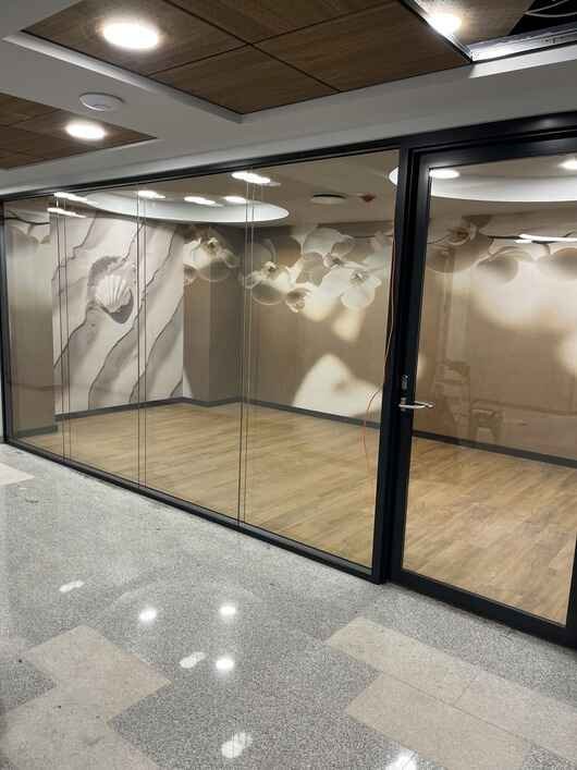 stiklo pertvaru valymas